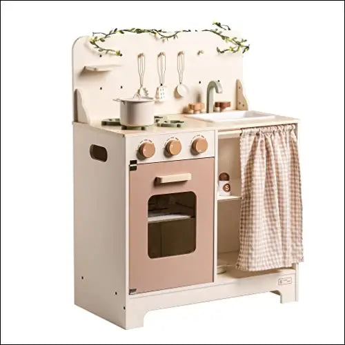 Cocina de Pueblo Tradicional con cocinitas de madera y detalles en pastel