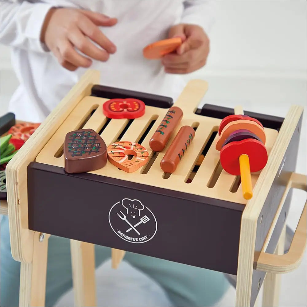 Juego de grill de madera Cocinita-Barbacoa con alimentos y utensilios para niños