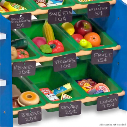 Colorida tienda de comestibles con cocinitas de madera y limonada para diversión infinita